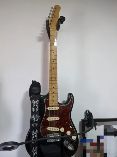 Kit Guitarra Tagima TG-530 Woodstock + Amplificador Moug GS20 + Acessórios