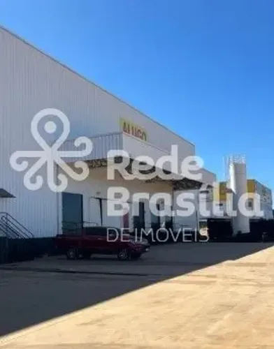 ALUGA-SE GALPÃO - 2.000m² NA BR-060 - EXCELENTE LOCALIZAÇÃO