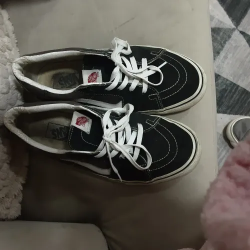 Tênis Vans 42 original sk8low preto. Usado. Original em ótimo estado de conservação. 