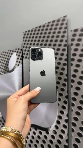 13 Pro Max Preto 128 GB seminovo