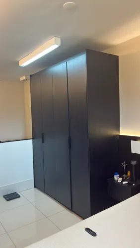 Guarda roupas e cabeceira mdf preto