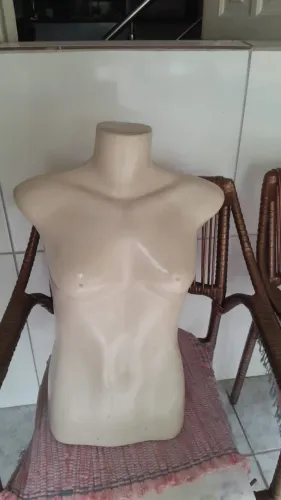 Manequim feminino 