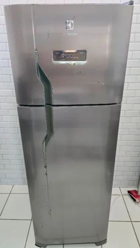 Geladeira Electrolux DFX39 - 371L