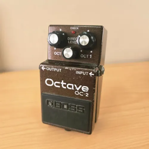 Pedal octave Boss OC2