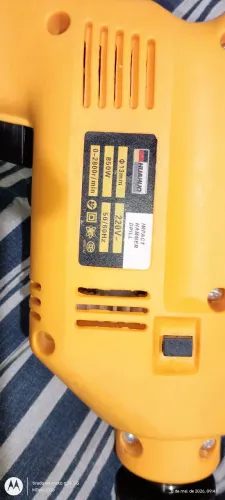 Furadeira 220 volts funcionando perfeitamente