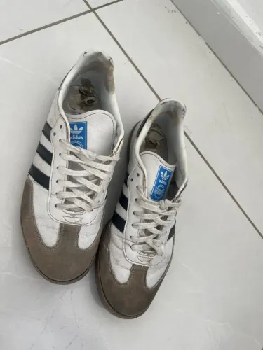 tênis adidas