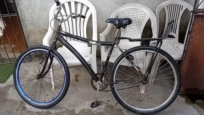 Bicicleta Aro 26 para Restaurar - Quadro Inteiro, Rodas Completas