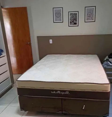 Cama box casal com molas apart