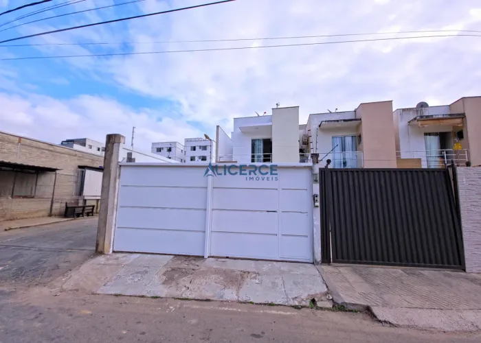 Casa à venda de 3 quartos com suíte no São Pedro