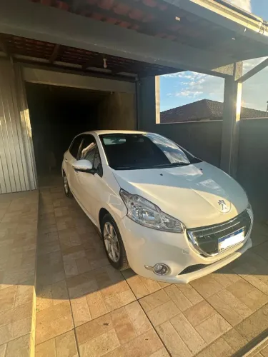 Peugeot 208 Active/active Pack 1.5 Flex 8V 5P 2015