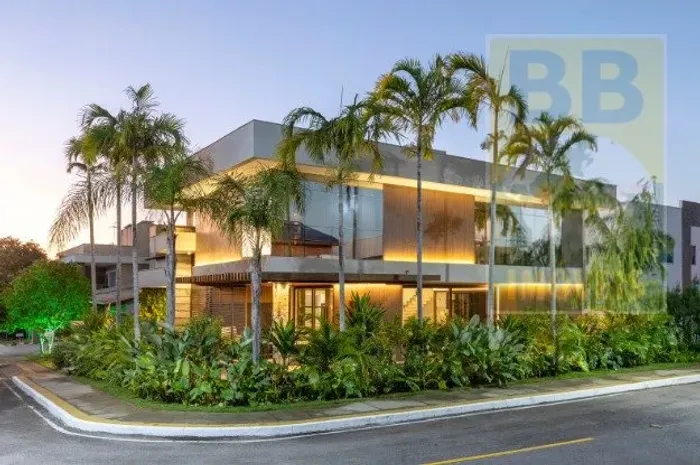 Sofisticação e Tecnologia: Casa Duplex de Alto Padrão com Energia Solar e Automação