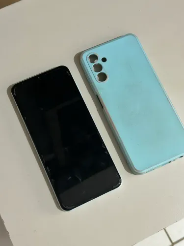 Celular Samsung m13