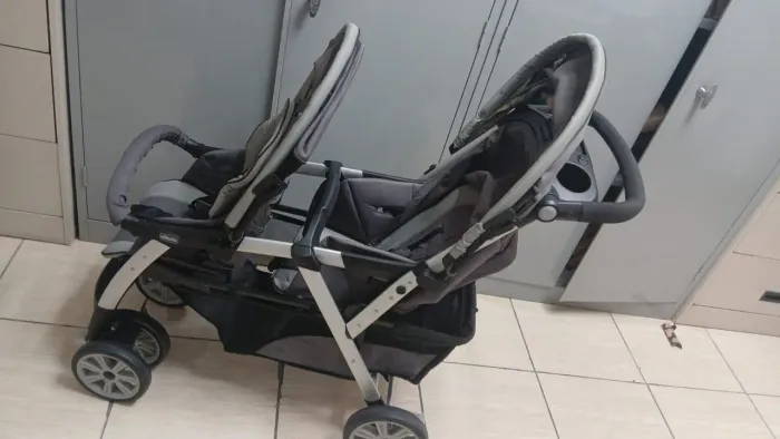 Carrinho para Gêmeos Cchico graphite