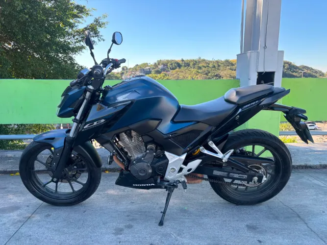 Honda CB 300F Twister 2025