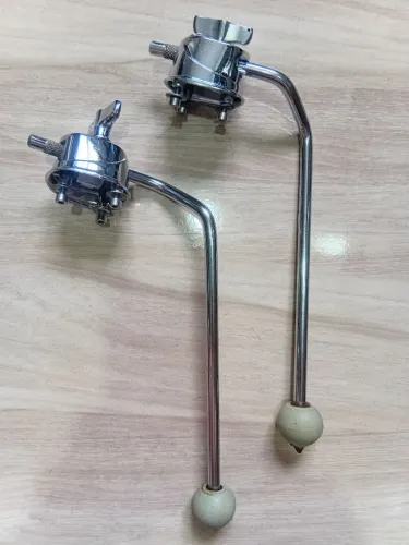 Pés de bumbo com Caneca Mapex