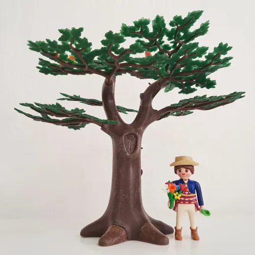 Playmobil Grande Árvore com Figura