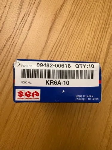 Velas Spark Plug NGK para Suzuki automático 