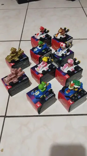 Carrinhos Mario Kart Mc Donalds( Completa)