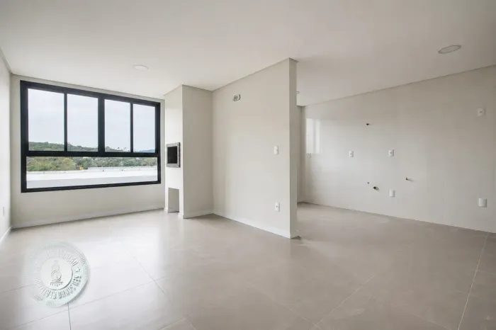 Apartamento novo com suíte em ótima localização em Blumenau!