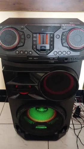 caixa de som xboom lg