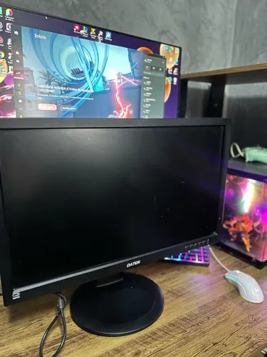 Monitor 24? 75hz - Semi novo