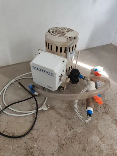 Oportunidade: Bomba de Vácuo Odontológico Schuster Suctron Eletronic - Até 5 Consultórios
