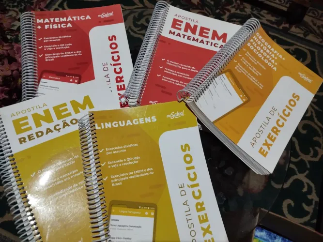 Vendo 5 apostila de exercícios dó Enem