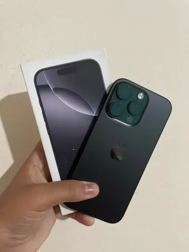 iPhone 16 Pro