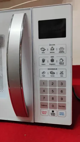 Forno de Microondas Mondial 21 litros