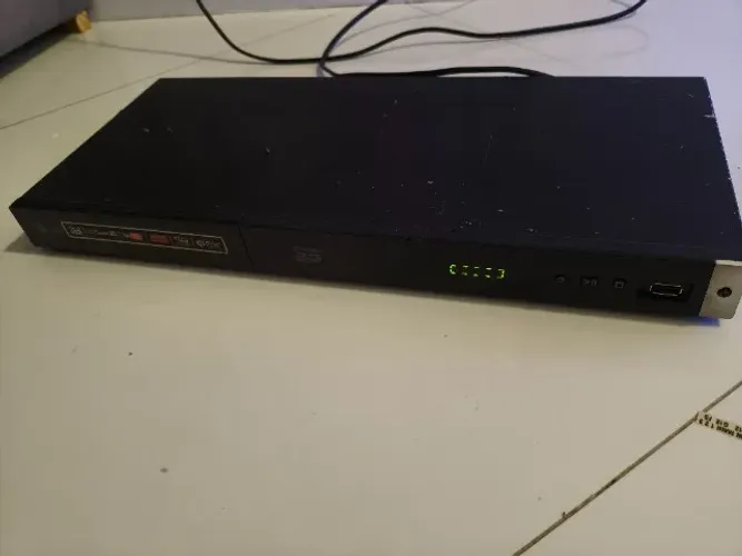 DVD LG Blue-ray 3D Player HDMI BP450