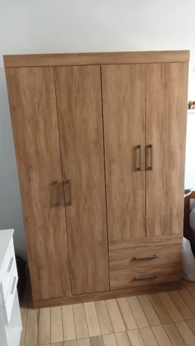 Armario compensado 4 portas