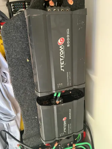 Peças de som automotivo