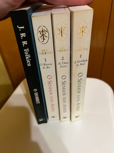 Trilogia O Senhor dos Anéis incluso O Hobbit