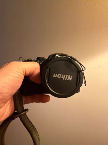 Camera NIKON P350