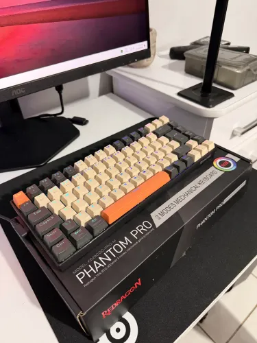 Teclado Mecânico Redragon Phantom Pro 75% RGB Brown ABNT2 3 Modos