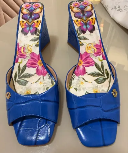 Tamanco Carmen Steffens em couro N° 37
