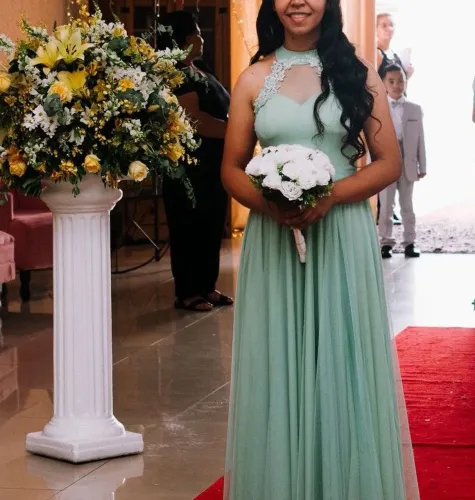 Vestido de festa verde menta