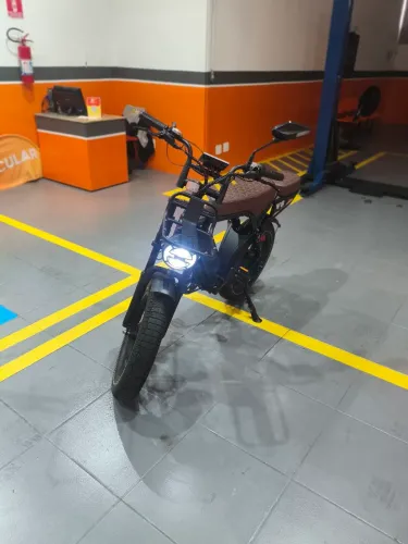 Bicicleta Elétrica OUXI V8 Ultra 1000W Fat Bike - Impecável