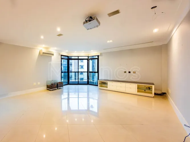 Saint Louiz - Apartamento 200 m² | 03 Suítes | 04 Vagas | Tatuapé