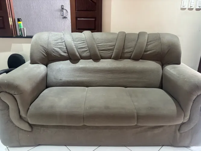 VENDEM-SE 3 SOFÁS EM PERFEITO ESTADO!