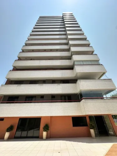 Apartamento com 3 dormitórios para alugar, 212 m² por R$ 9.821,40/mês - Guararapes - Forta