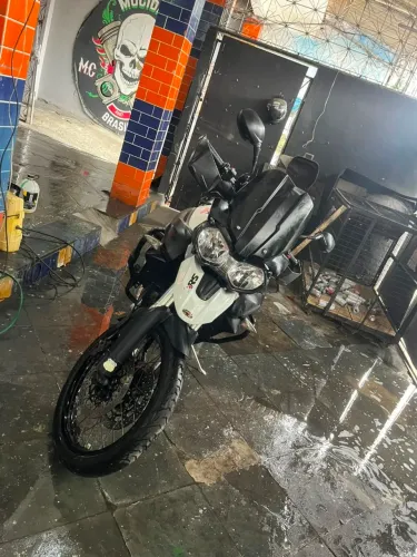 Vendo TRIUMPH TIGER 800XC