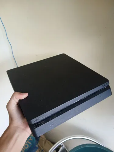 Ps4 slim