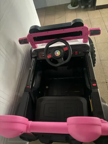Carrinho elétrico com controle remoto