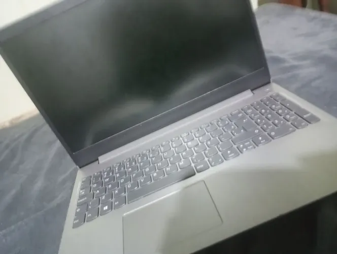 VENDO NOTEBOOK IDEAPAD 3