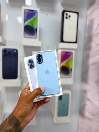 iPhone 17 - 256GB ( Seminovo )