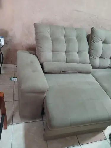 Sofá Retrátil Seminovo