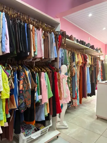 LOJA DE ROUPA FEMININA COMPLETA