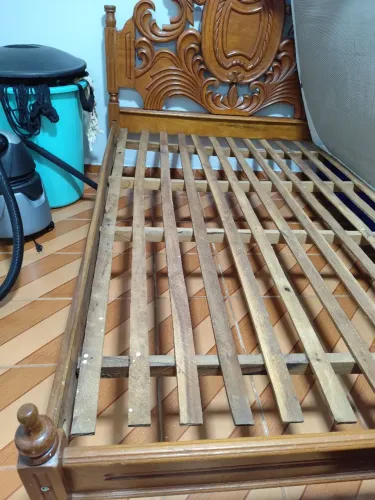Cama de Madeira Linda Rústica