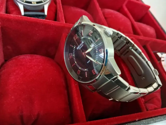 Relógio Séculos Titanium novo